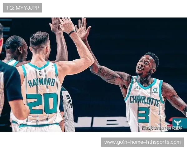 老鹰边路防守演习，协防移动更加积极